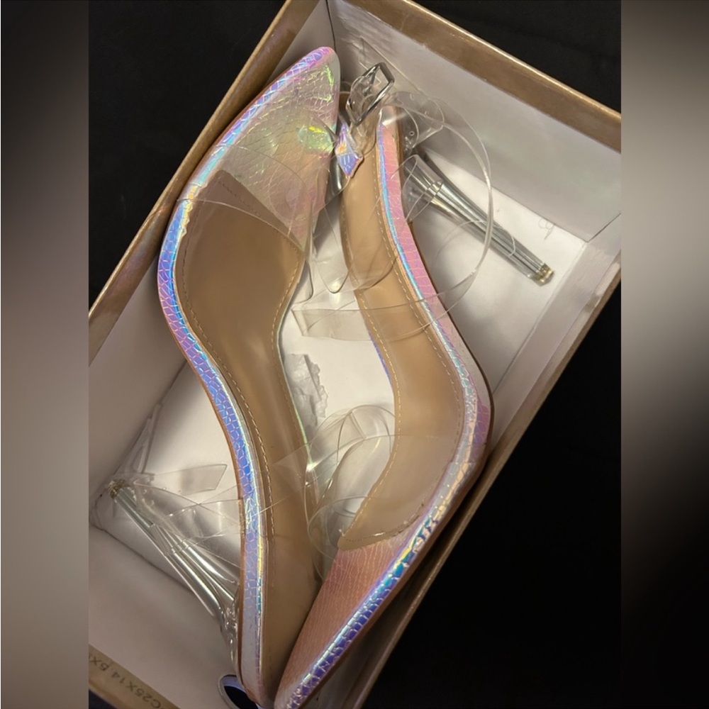 HEELS IRIDESCENT